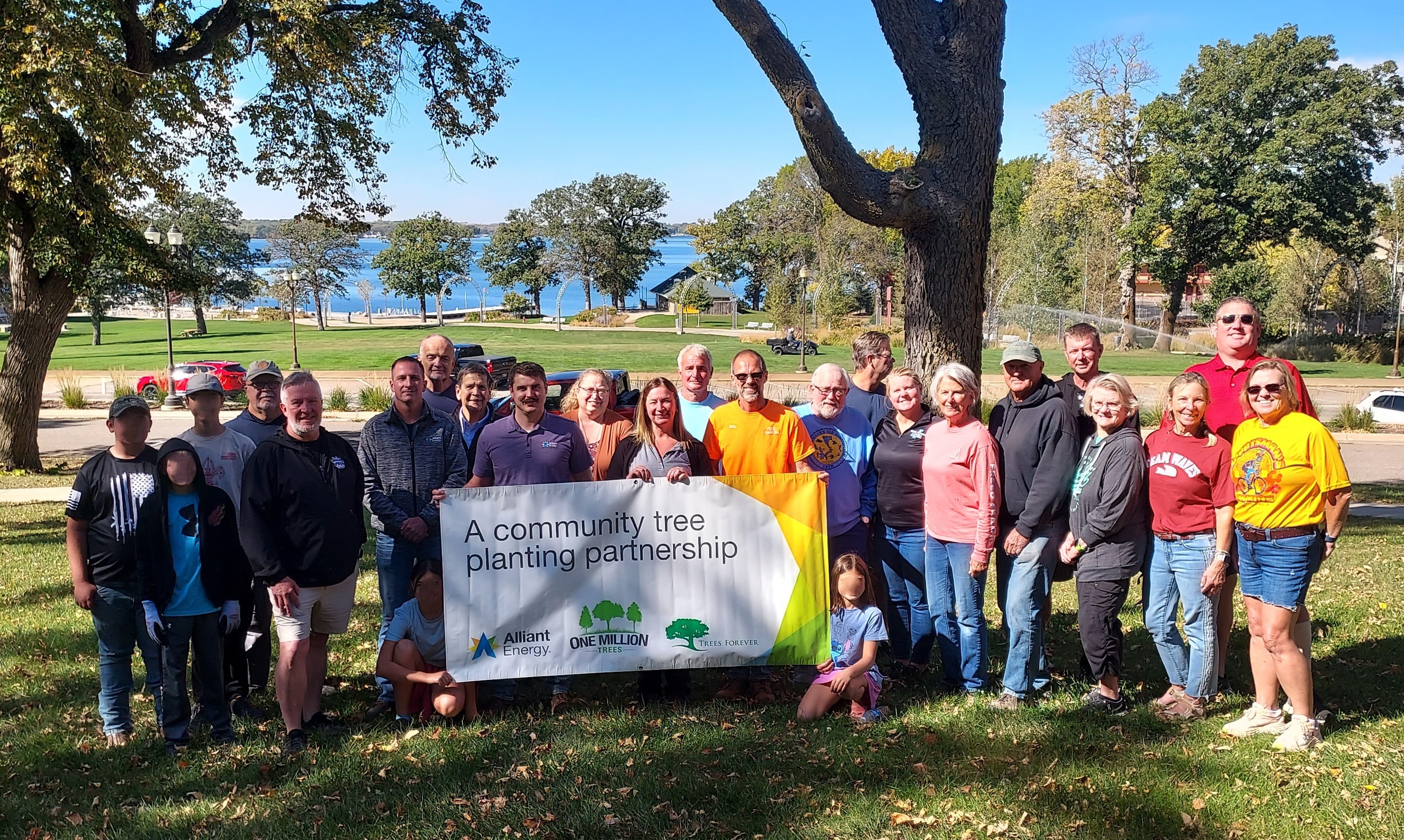 Community tree planting group