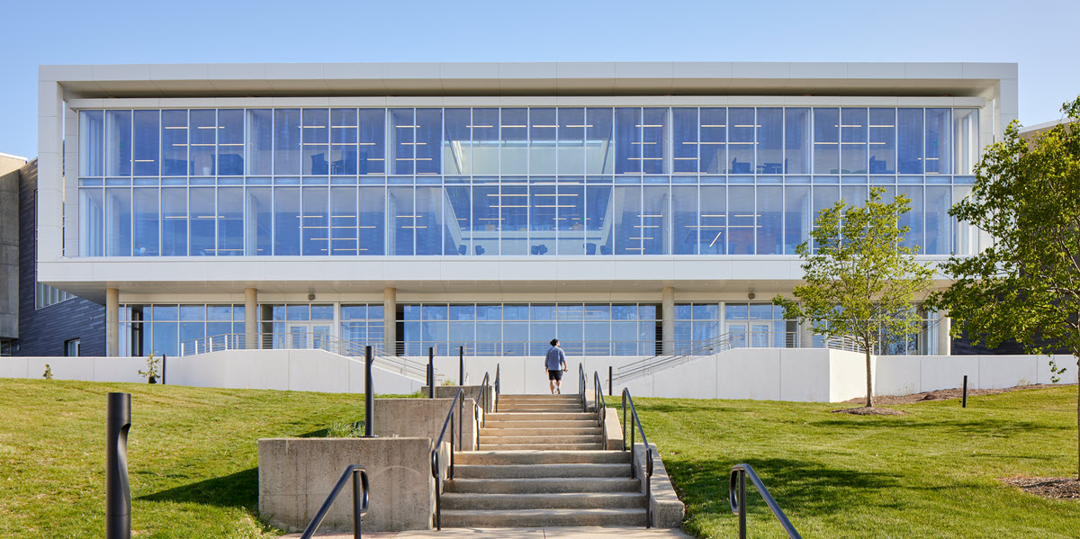 Kirkwood Community College Student Center at Iowa Hall