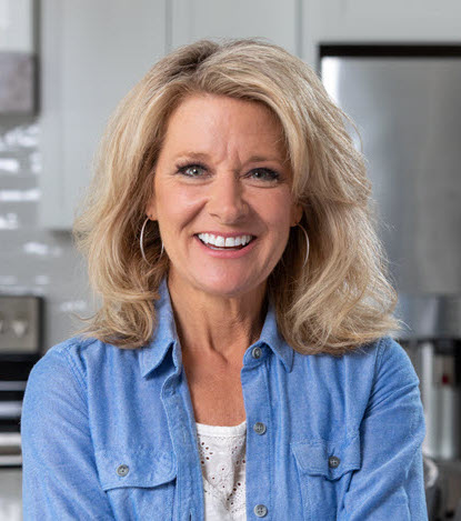 headshot of Megan Turner