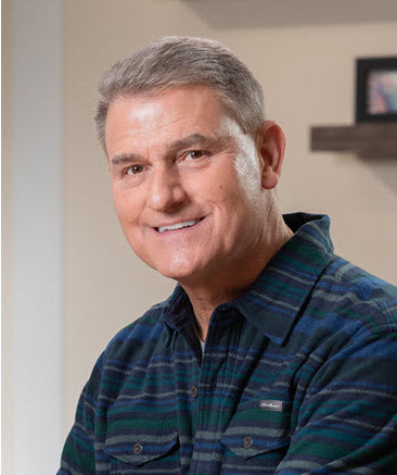 headshot of Pete Seyfer