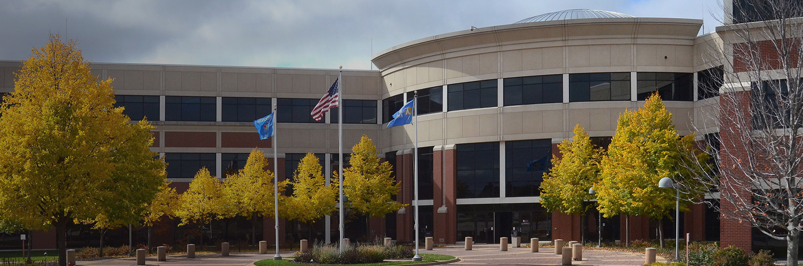 Page header image - the corporate Alliant Energy building